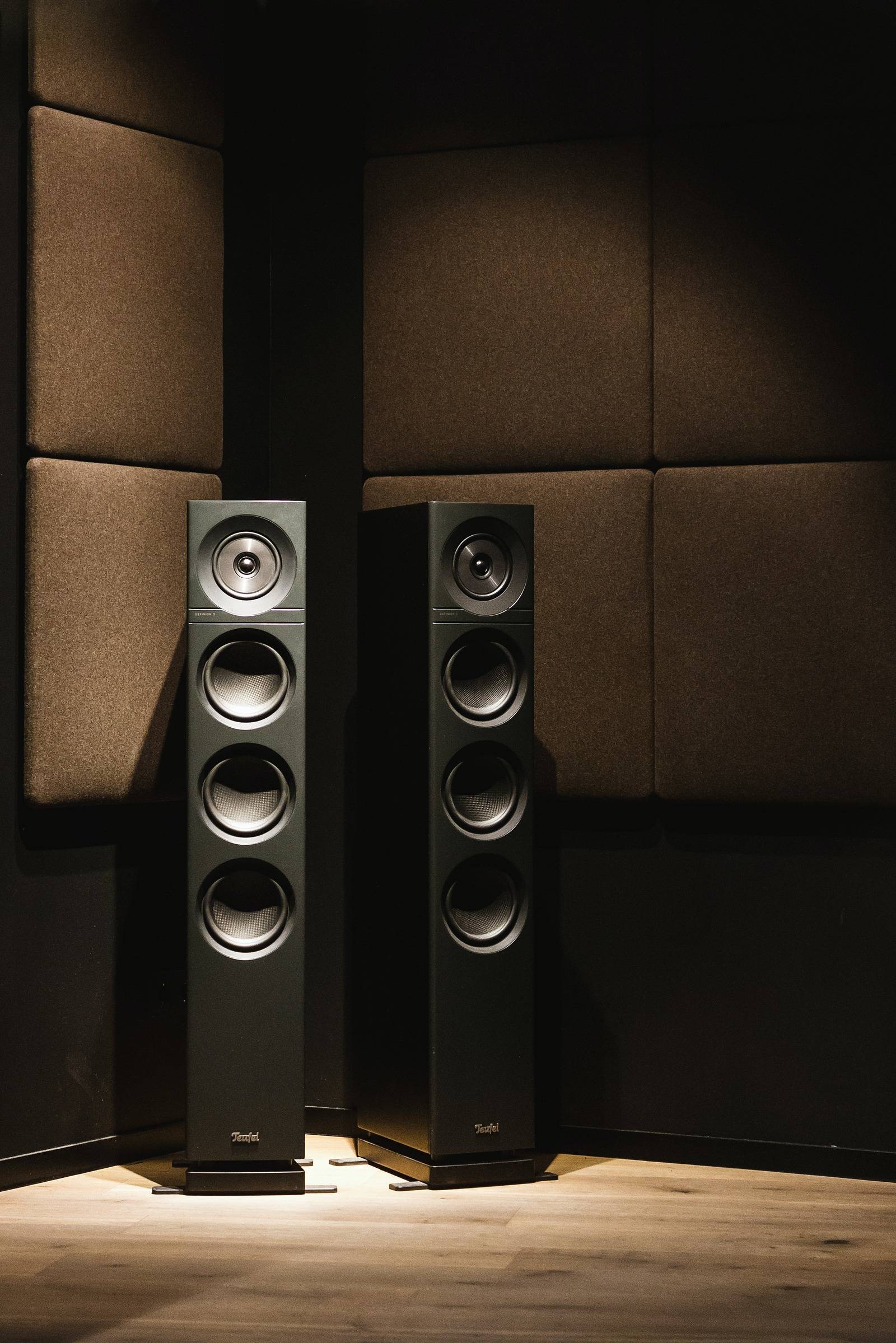 speakers in soundproof room