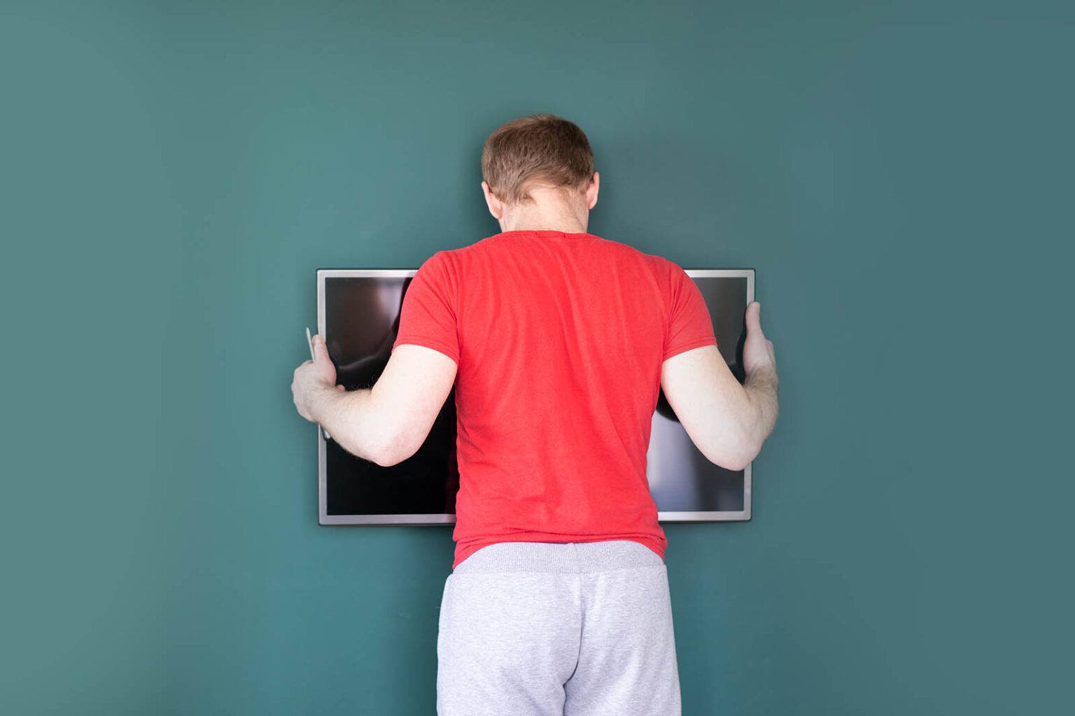 How to install a TV wall bracket A guide for DIYers Getmedigital