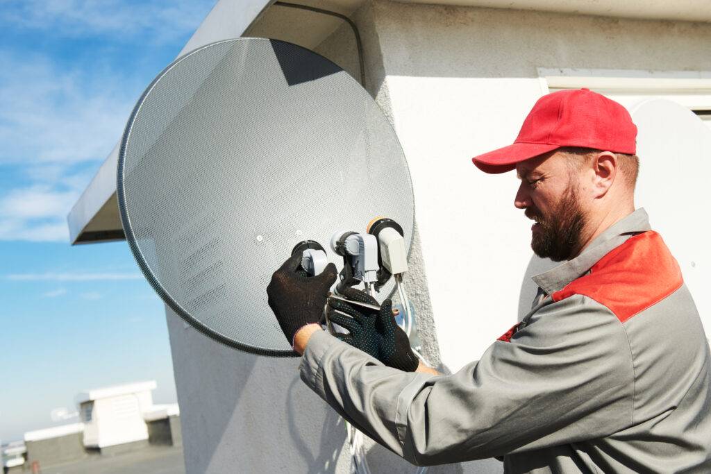 satalitte dish installer